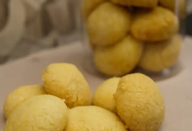 ALMOND BUTTER COOKIES EGGLESS