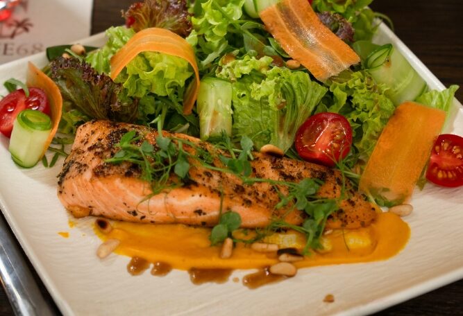BAKED NORWEGIAN SALMON