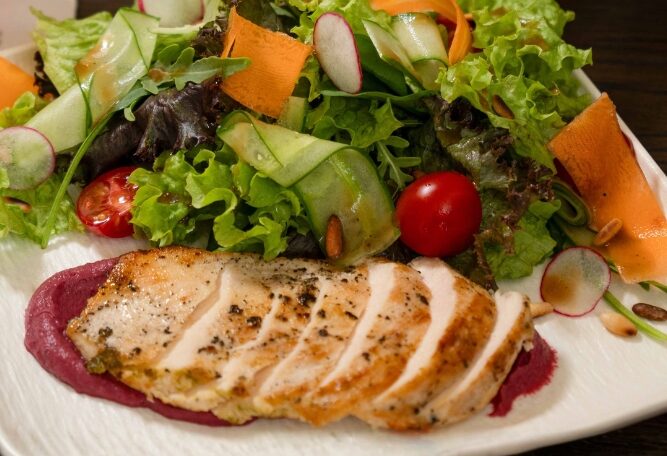 CLASSIC GRILLED CHICKEN